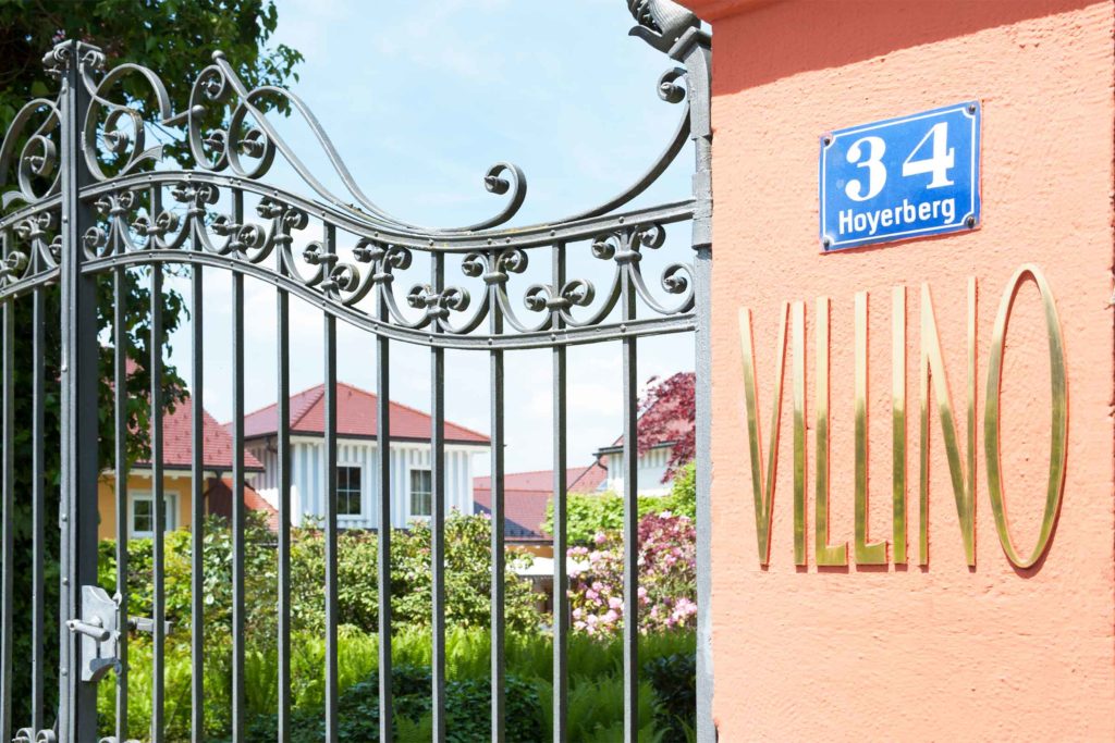 Gastgeber & Historie VILLINO Hotel · Restaurant · Wellness